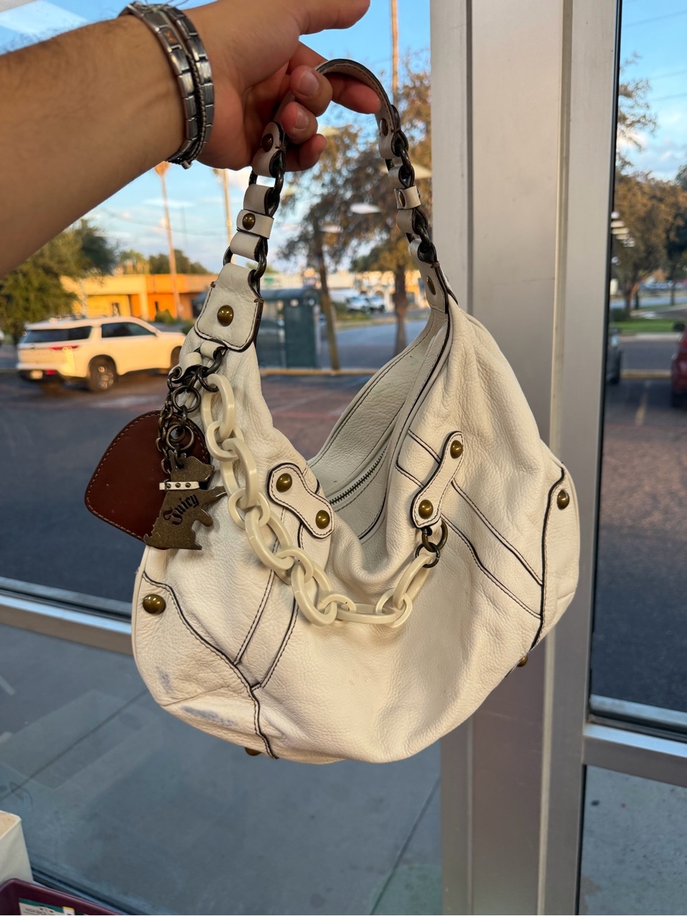Vintage Juicy Couture White Leather Hobo Shoulder Bag with Chain Accent